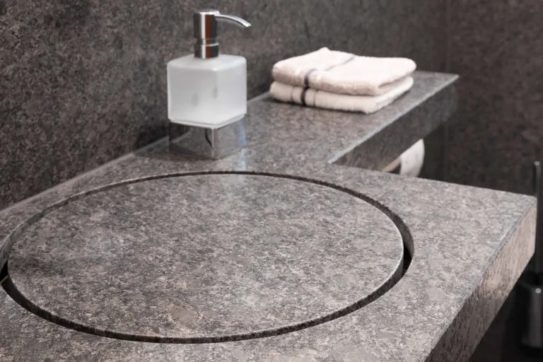 Gäste WC aus Naturstein Steel Grey