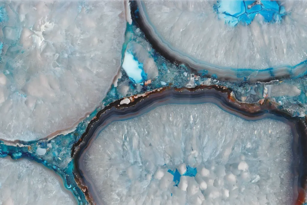 Edelstein Blue Agate